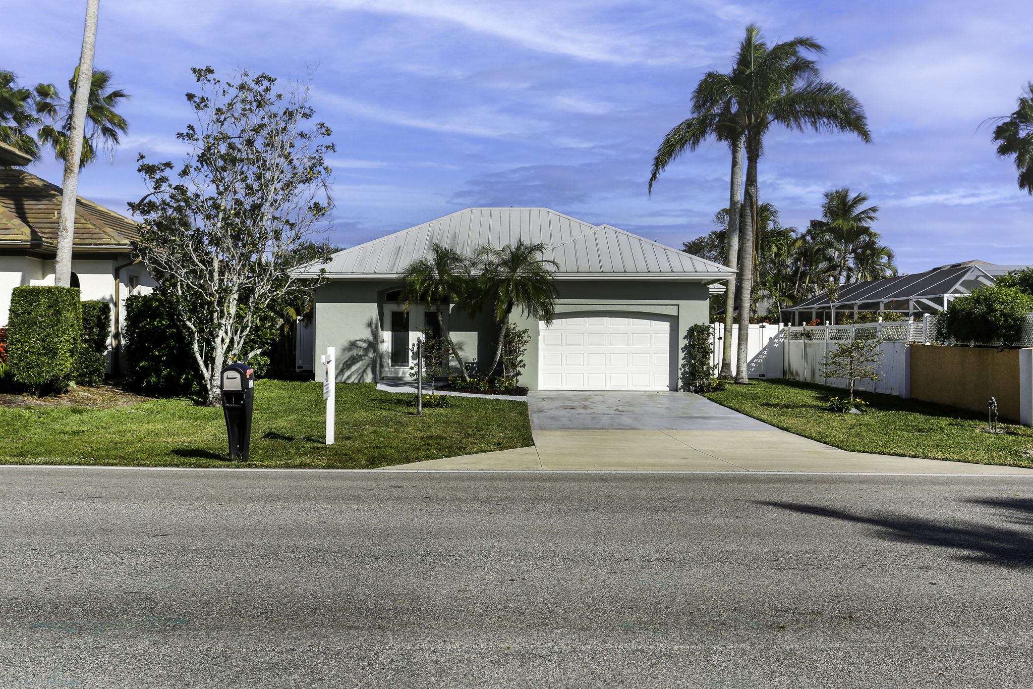 10842 Vanderbilt Drive